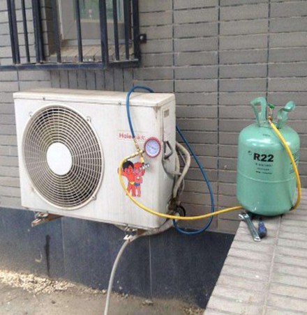 陈巴尔虎空调加氟